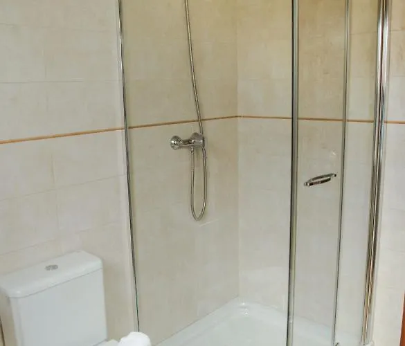 Casa Amplio Jardin Proximo Al Parque Cabarceno Holiday home Penagos